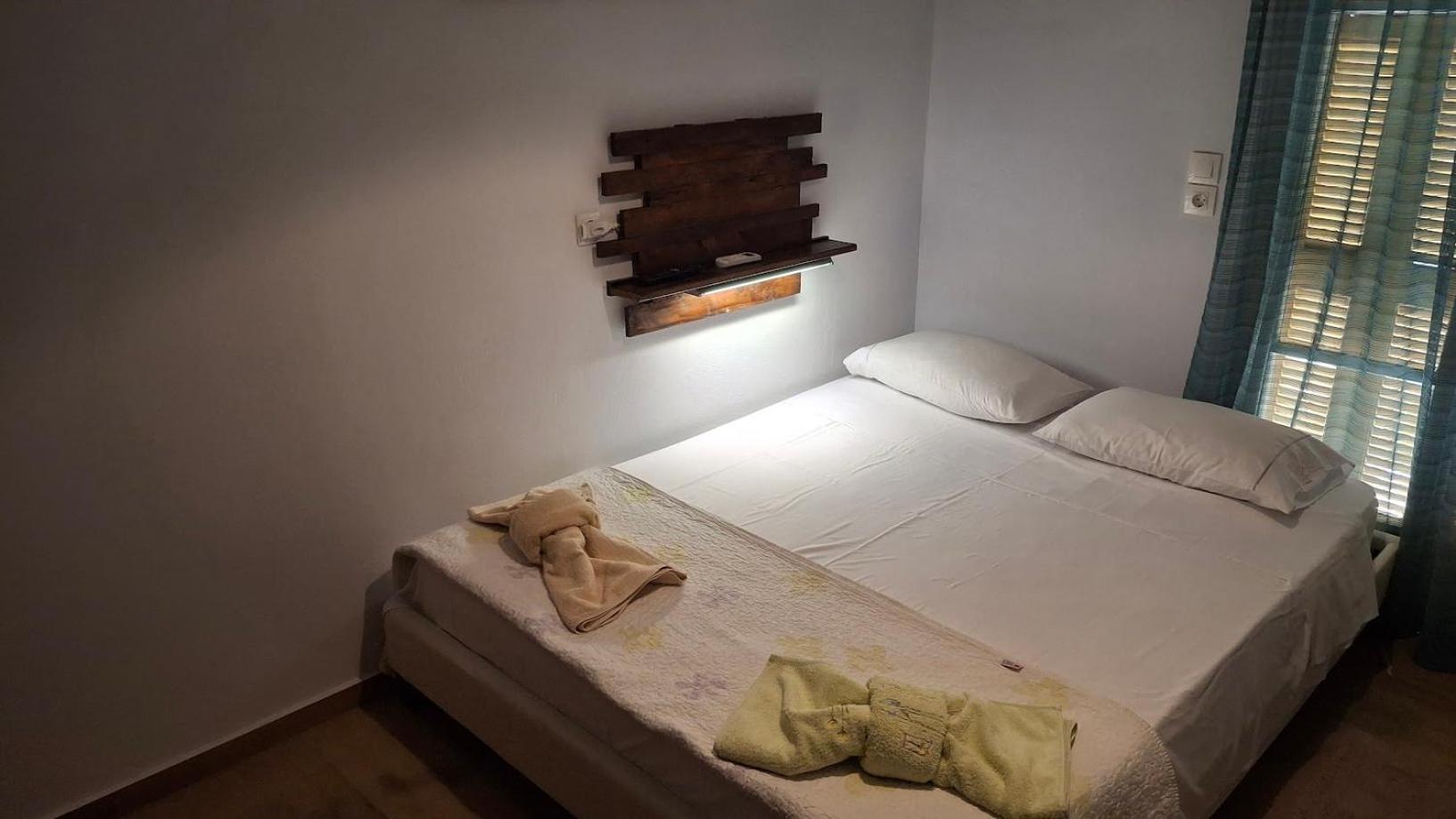 Nafpaktos Apartment And Studios In Port Habitación foto
